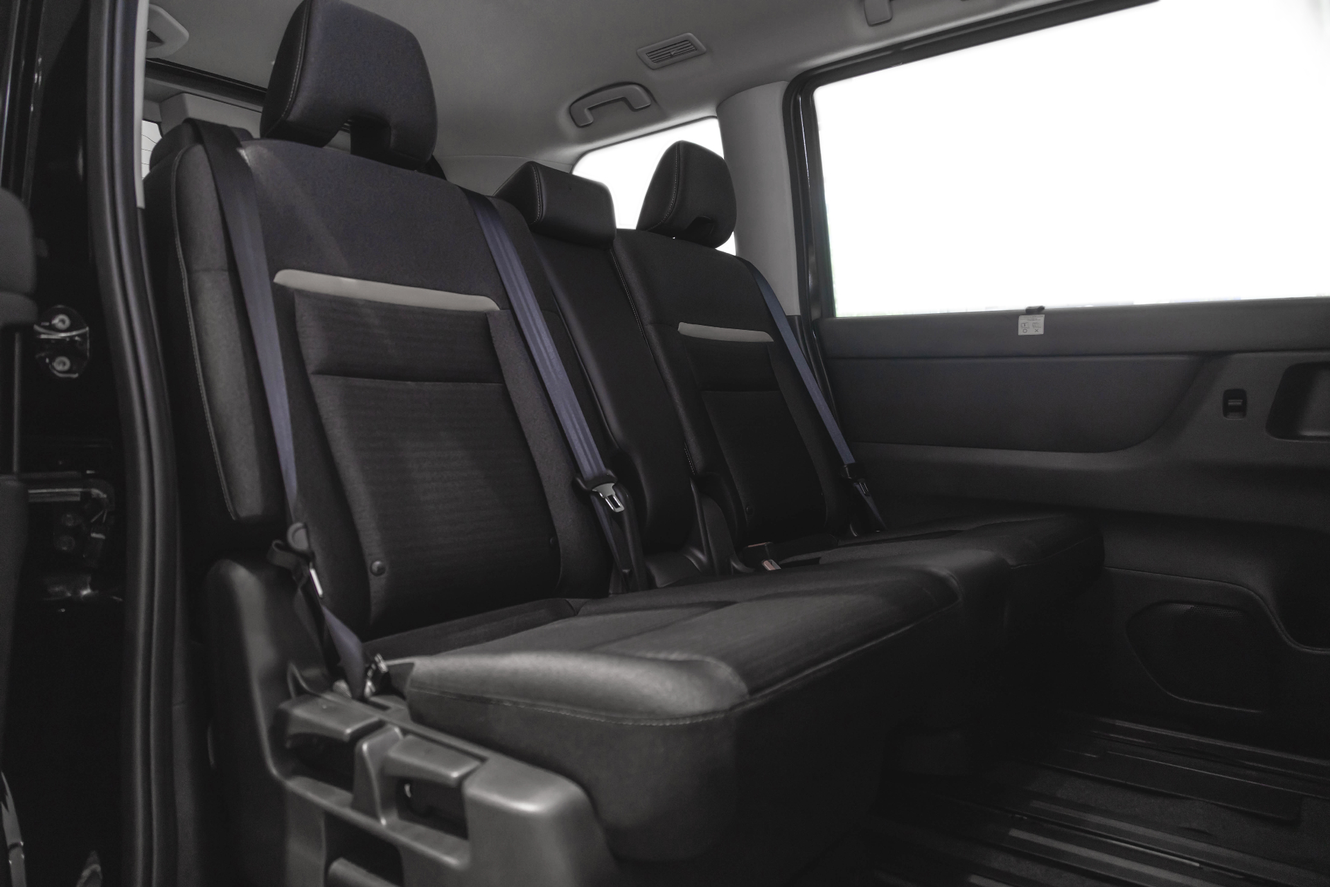 Nissan Serena e-POWER — 3