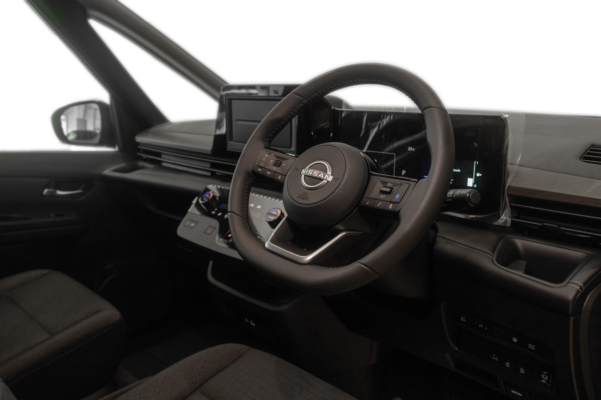 Nissan Serena e-POWER — 2